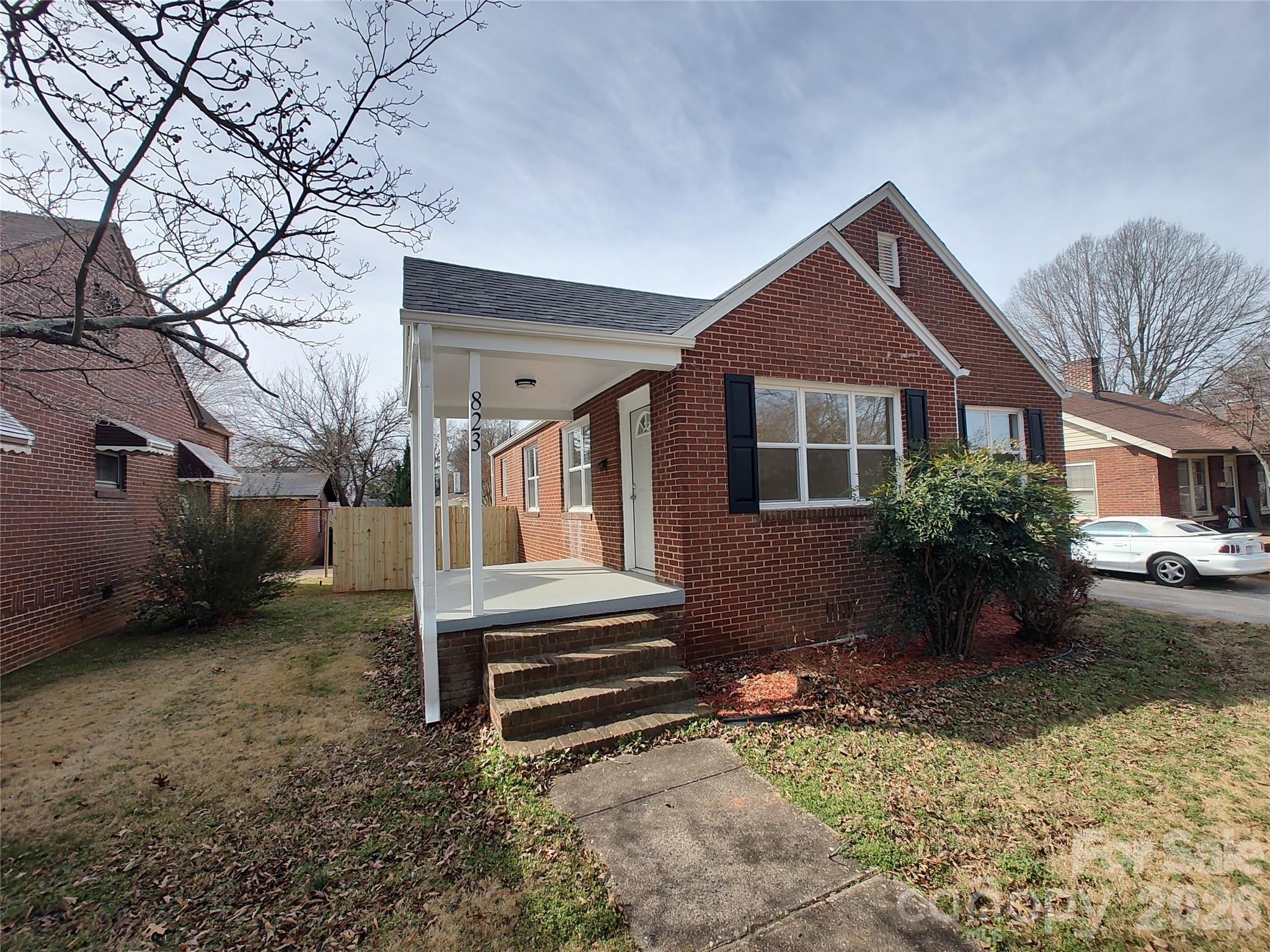 823 Lincolnton, Salisbury, NC. property listing photo