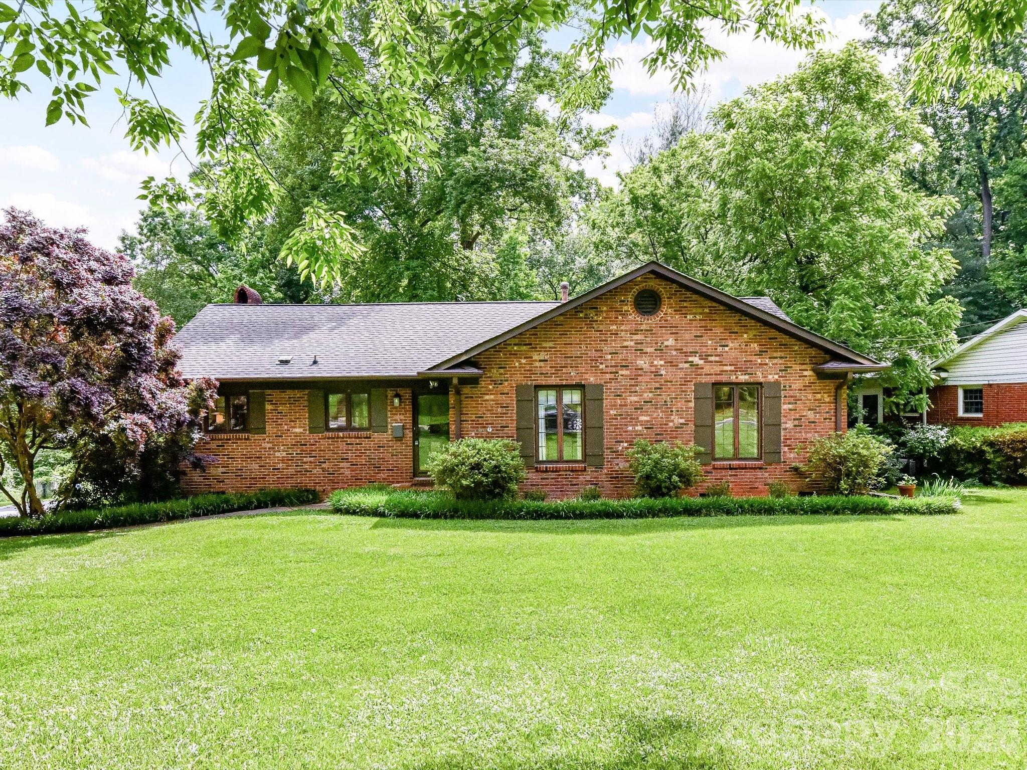 2401 Wensley Drive, Charlotte, NC. property listing photo