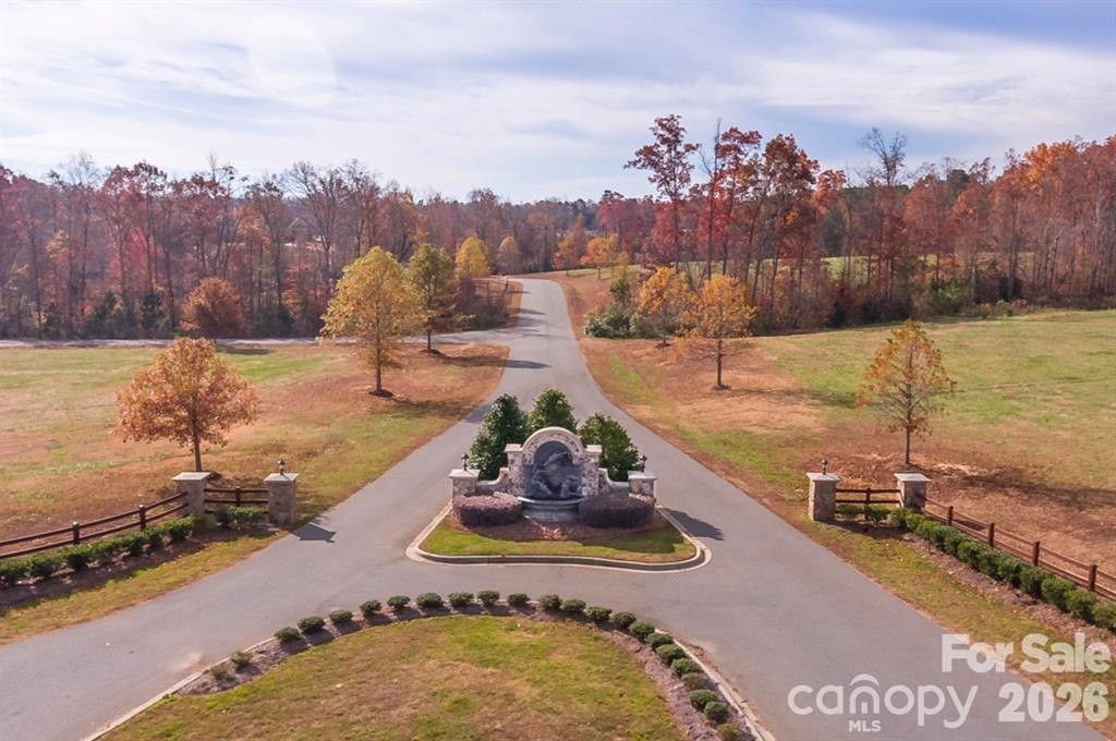 6207 Victory Pass Lane, Waxhaw, NC. property listing photo
