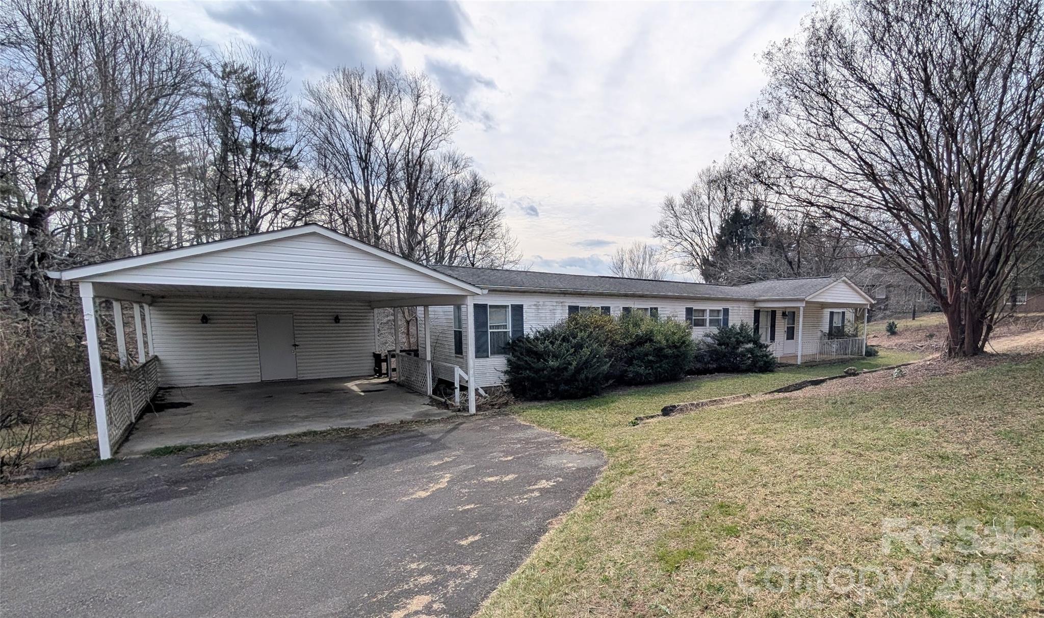 172 School House Road, Mills River, NC. property listing photo