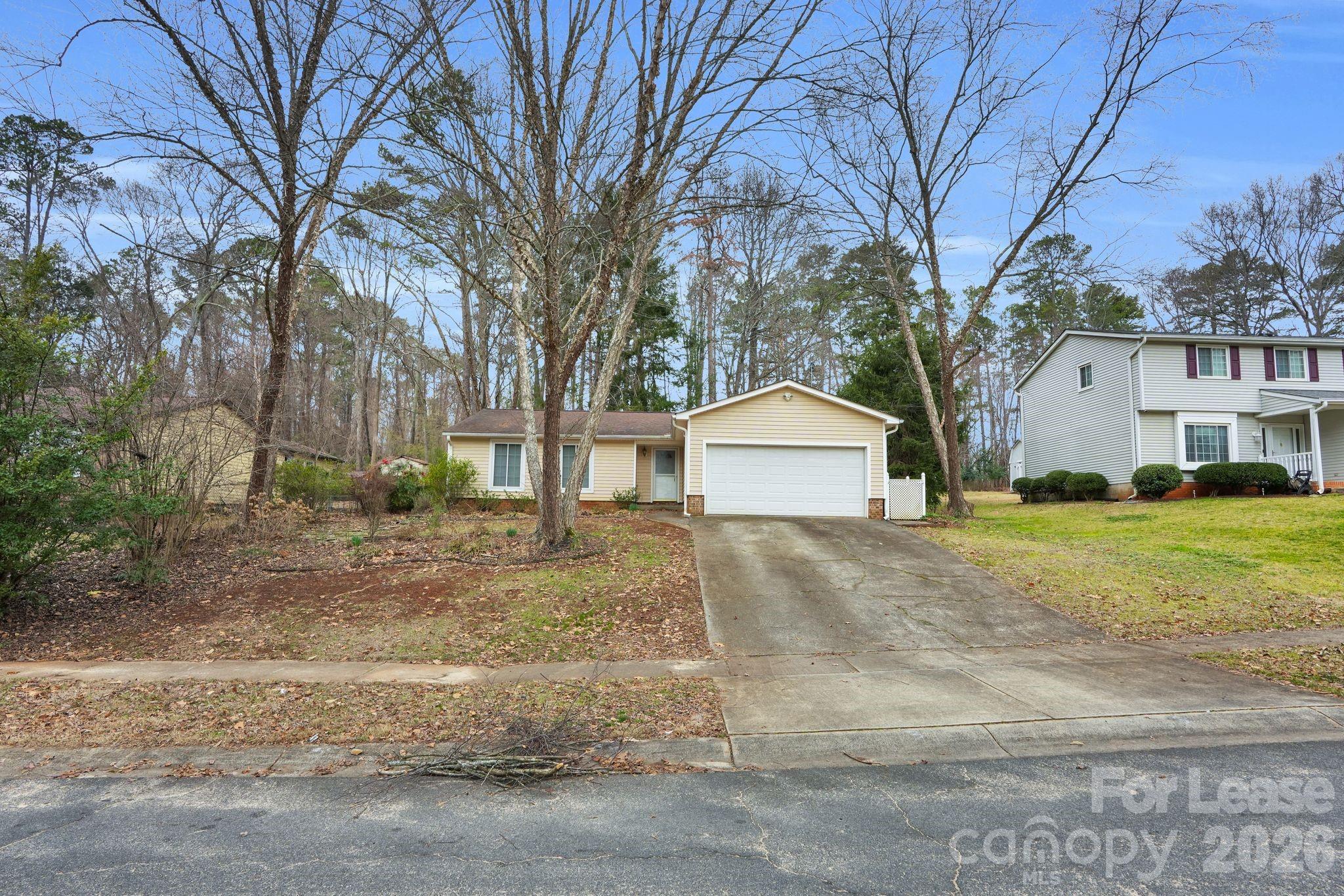 2427 Studley Place, Charlotte, NC. property listing photo