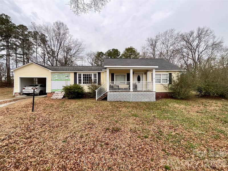 5978 Gold Mine, Kershaw, SC - 3 beds, 1 bath, 1,246 sqft - $149,900