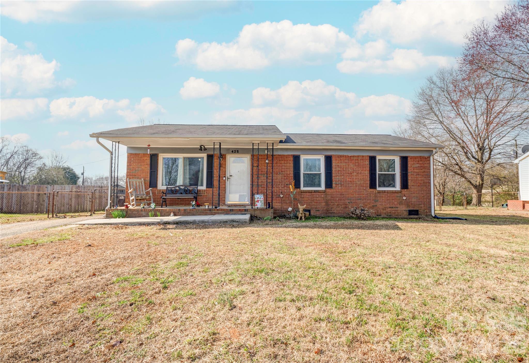 425 Farmview Drive, Gastonia, NC. property listing photo