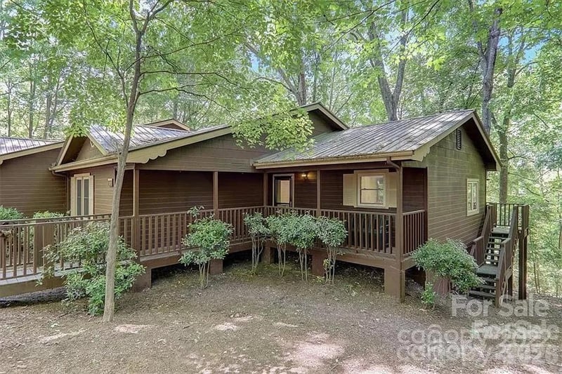 385 Whitney Boulevard Apt 2, Lake Lure, NC - 2 beds, 2 baths, 1,163 sqft - $295,000