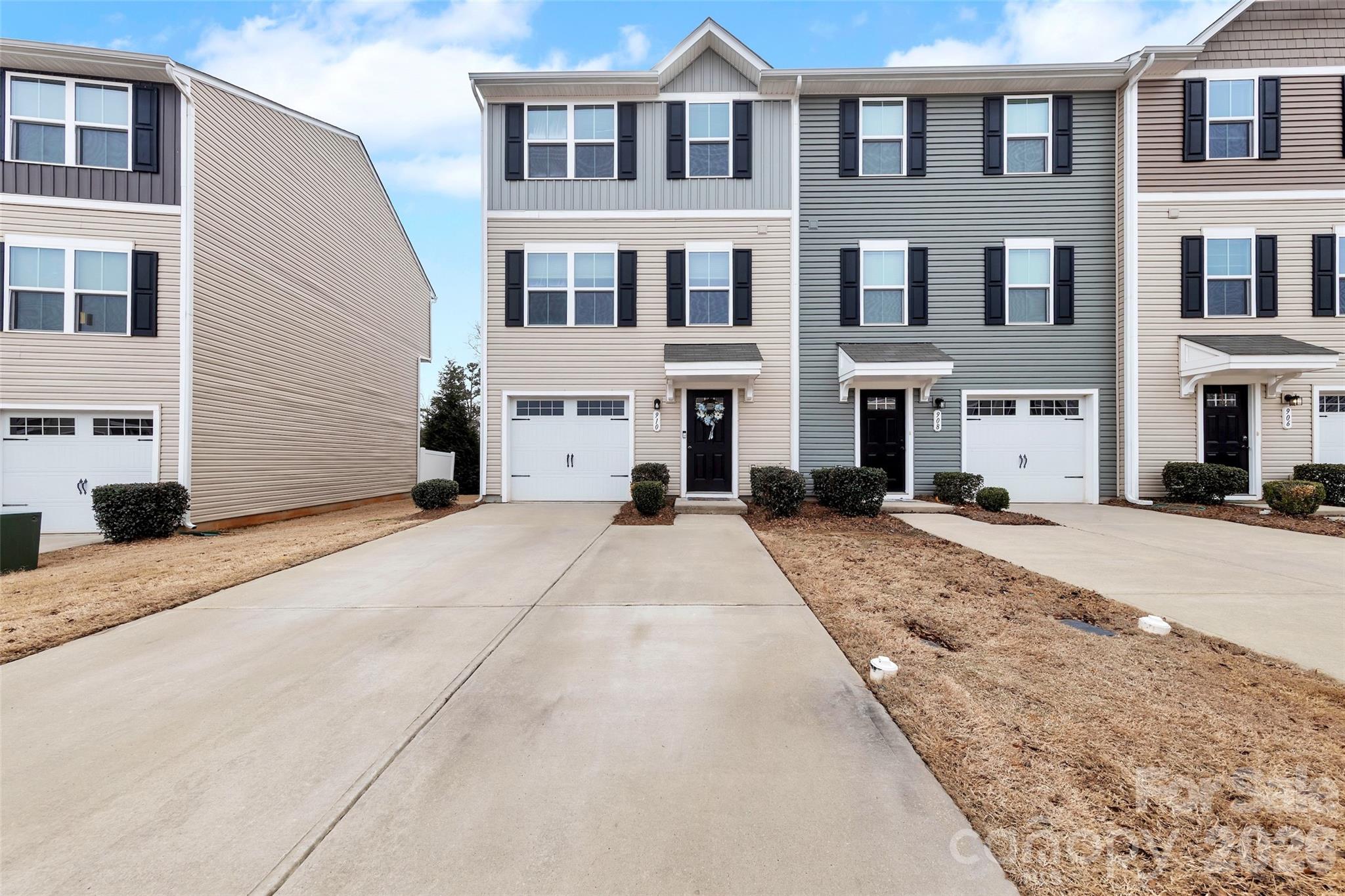 910 Taybyn Road, Fort Mill, SC. property listing photo