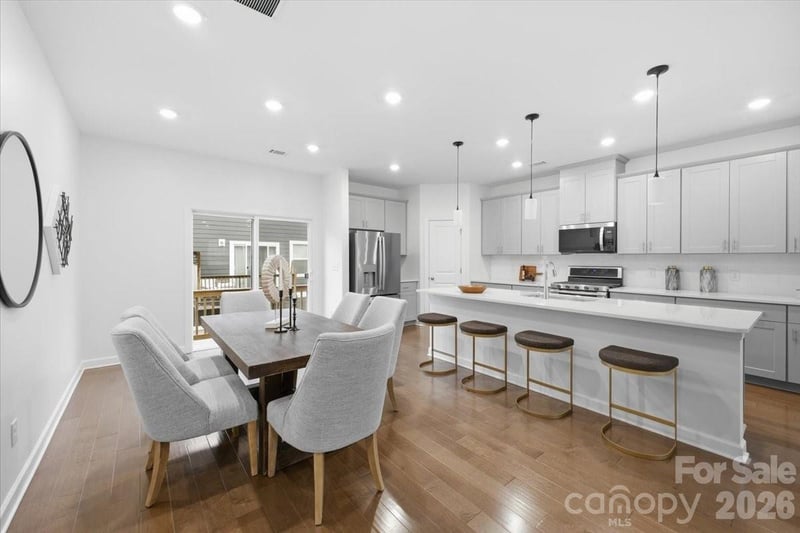 3004 Hovenweep Alley, Charlotte, NC - 4 beds, 3.5 baths, 1,994 sqft - $422,400