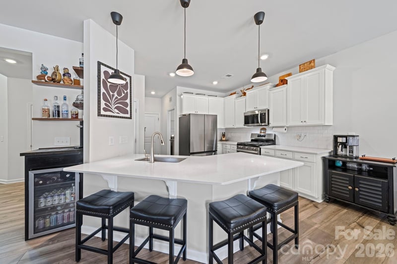 5843 Soft Shell Drive, Lancaster, SC - 3 beds, 2.5 baths, 2,085 sqft - $460,000