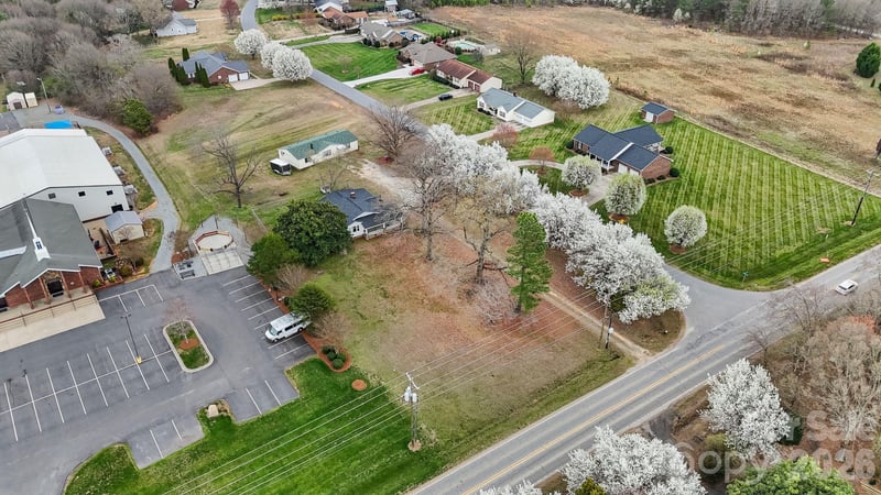 15420 Lucia Riverbend, Stanley, NC - 5 beds, 4 baths, 1,512 sqft - $500,000