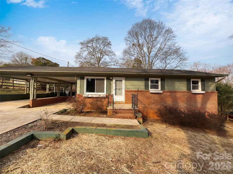 310 Mitchell Street, Belmont, NC - 3 beds, 1 bath, 950 sqft - $272,000