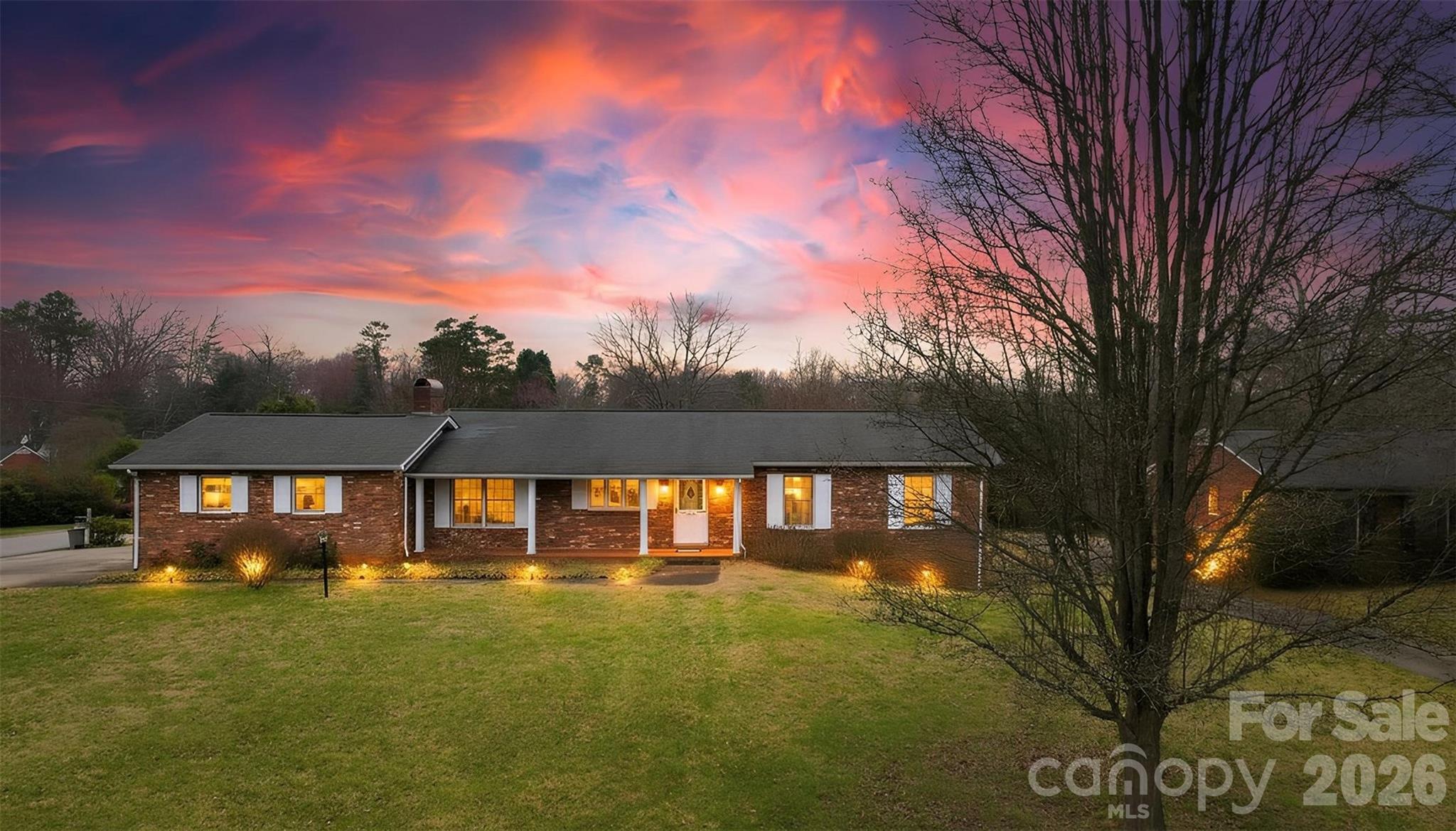 107 33rd Avenue NW, Hickory, NC. property listing photo
