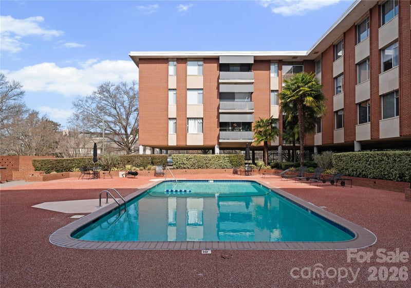 1300 Queens Road, Charlotte, NC - 4 beds, 3 baths, 2,287 sqft - $675,000