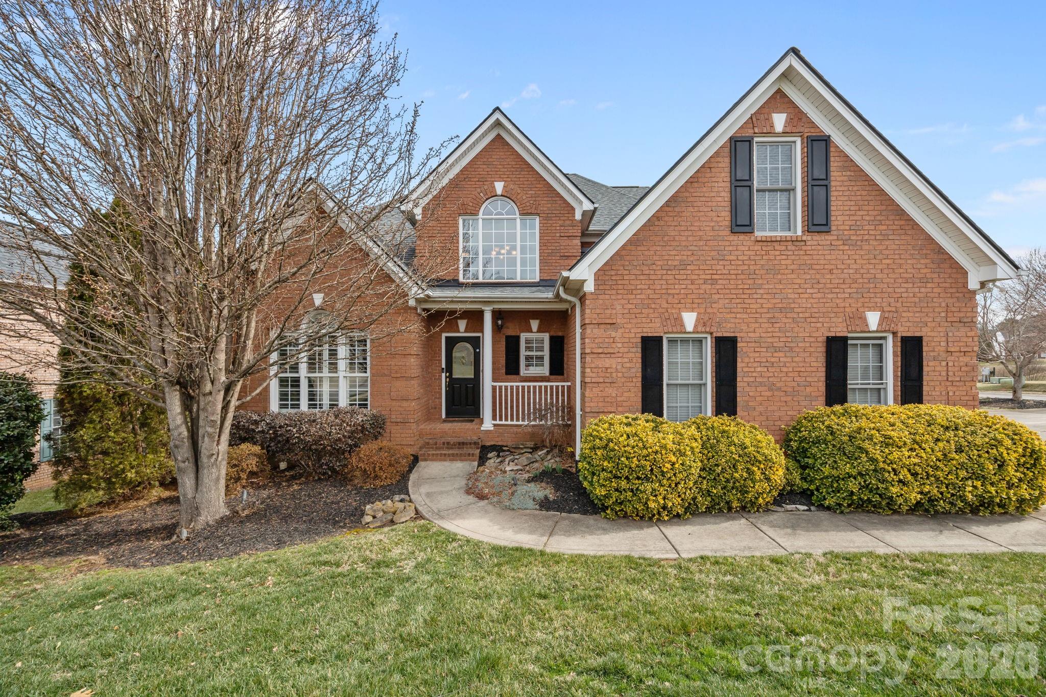 132 Tenth Green Court, Statesville, NC. property listing photo