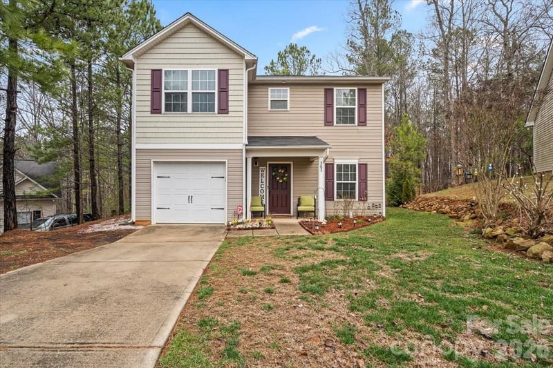 303 Olde North Church 38, Concord, NC - 3 beds, 3 baths, 1,744 sqft - $339,900