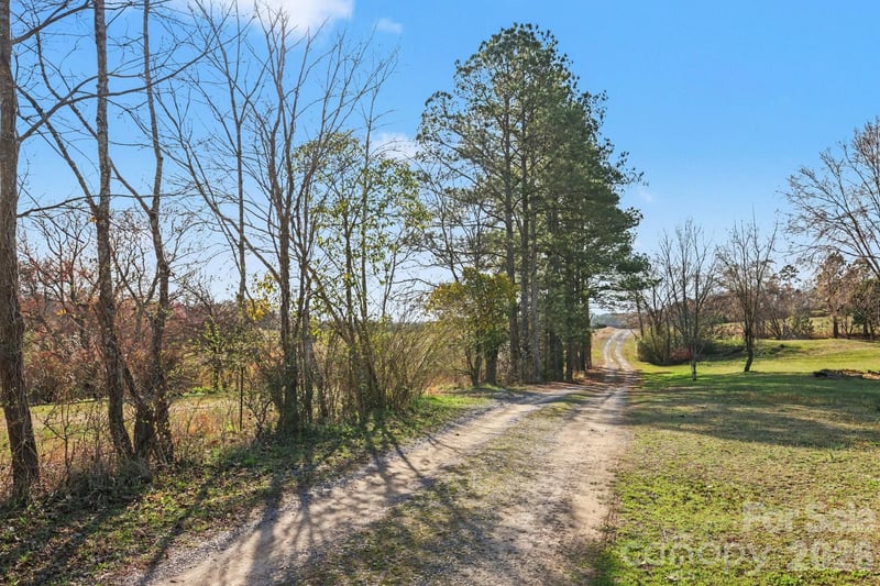 5647 Putuptoe Place, Norwood, NC - 1 bed, 1 bath, 578 sqft - $110,000