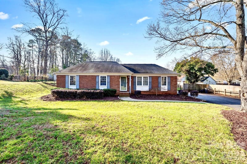 2309 Amity, Gastonia, NC - 3 beds, 2 baths, 1,760 sqft - $359,000