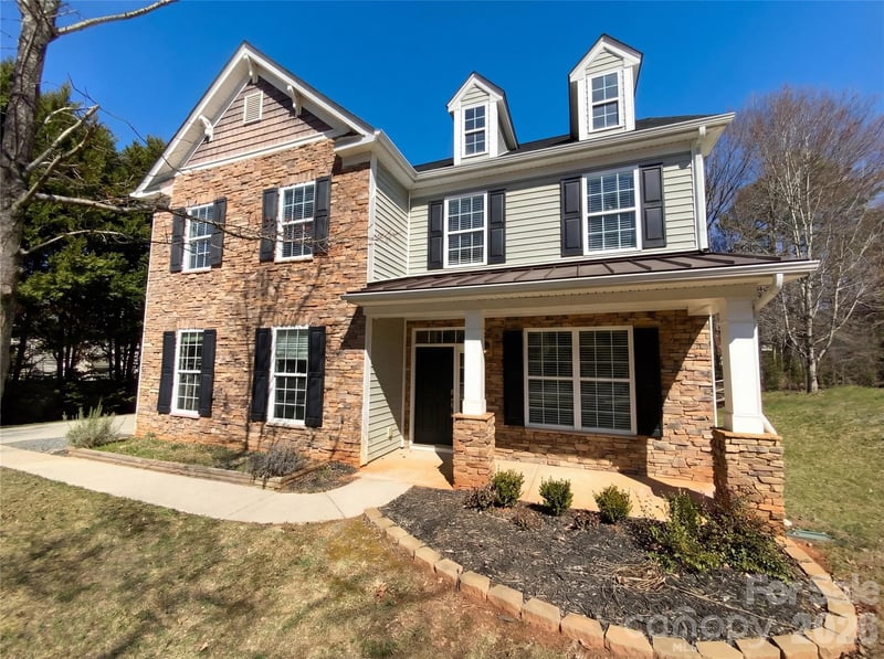 5837 Mcdowell Run, Huntersville, NC - 4 beds, 4 baths, 2,892 sqft - $524,000
