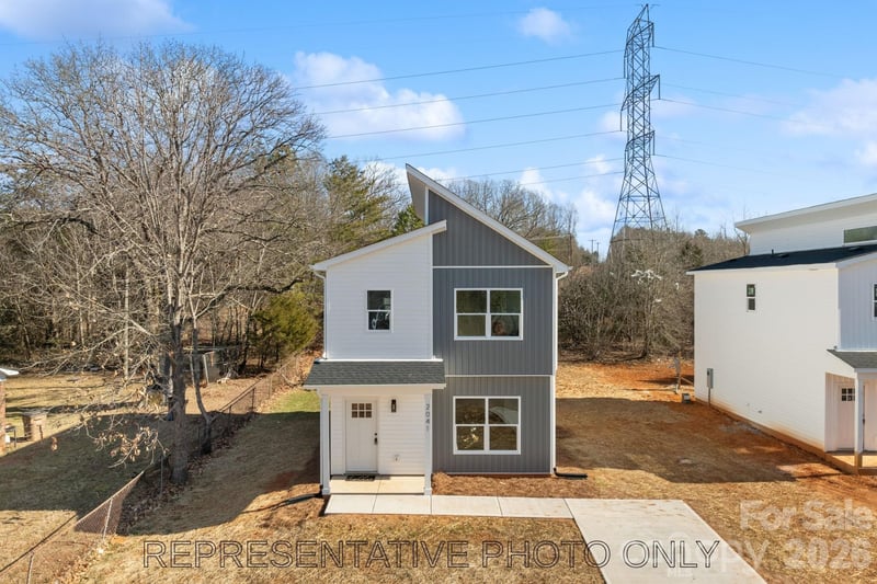 213 Knot Street, Shelby, NC - 3 beds, 2.5 baths, 1,327 sqft - $223,000
