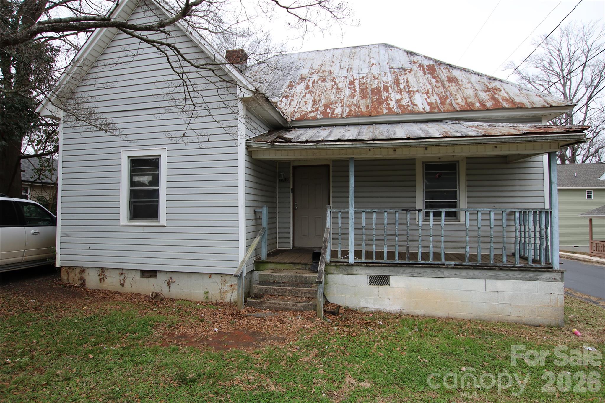 1018 Dodd Street, Shelby, NC. property listing photo
