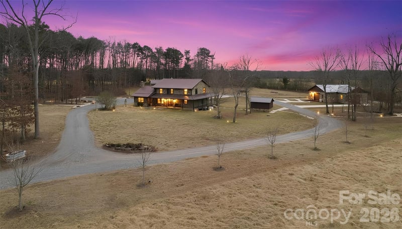 2255 Mount Olive Church Road, Newton, NC - 5 beds, 2.5 baths, 3,024 sqft - $1,225,000