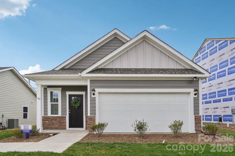 37 Cora View Trail, Waynesville, NC - 3 beds, 2 baths, 1,376 sqft - $316,790