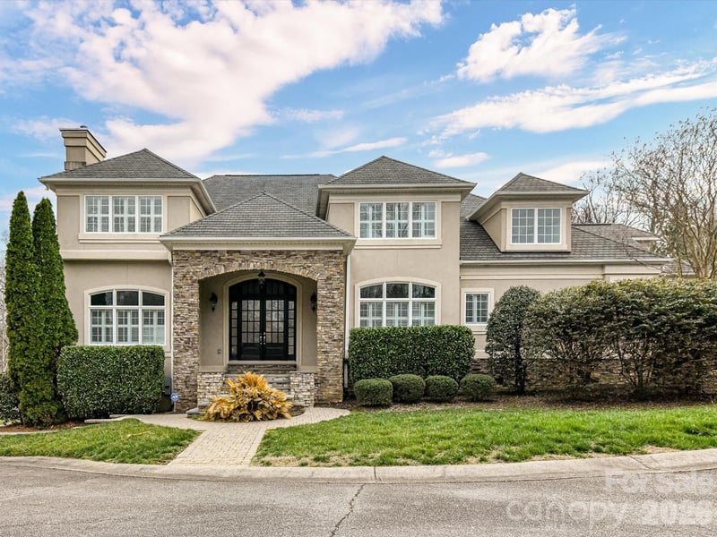 1805 Mt Isle Harbor Drive, Charlotte, NC - 6 beds, 4.5 baths, 7,623 sqft - $1,600,000
