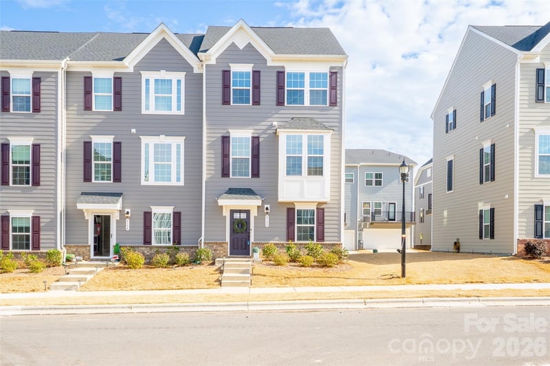 2102 Trout Lily Lane, Matthews, NC - 3 beds, 2.5 baths, 1,574 sqft - $353,990