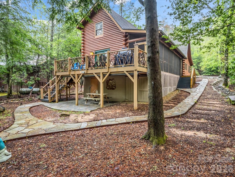 1040 Soquili Drive, Brevard, NC - 2 beds, 2 baths, 2,279 sqft - $574,000