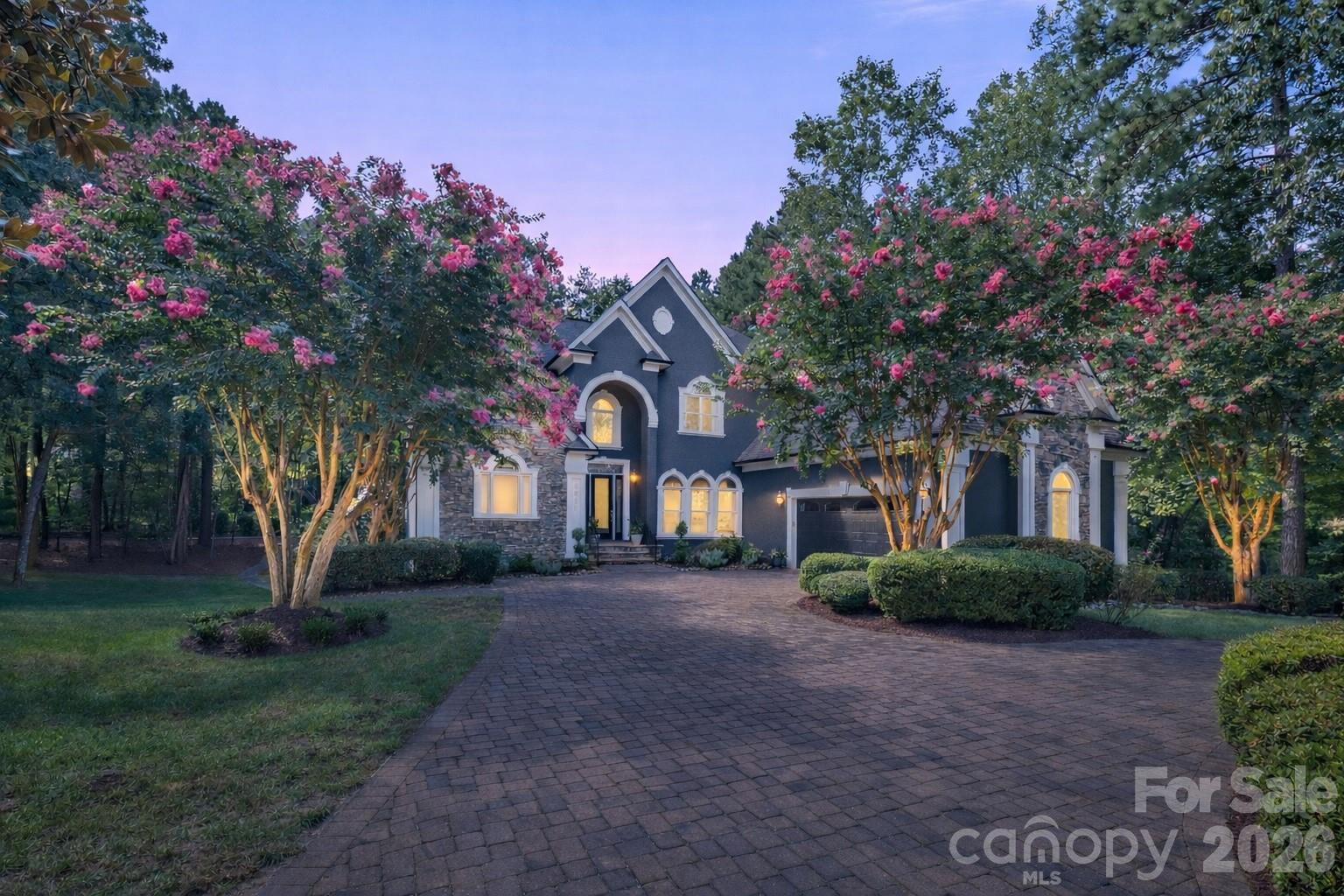 8915 Warwicke Lane, Sherrills Ford, NC. property listing photo