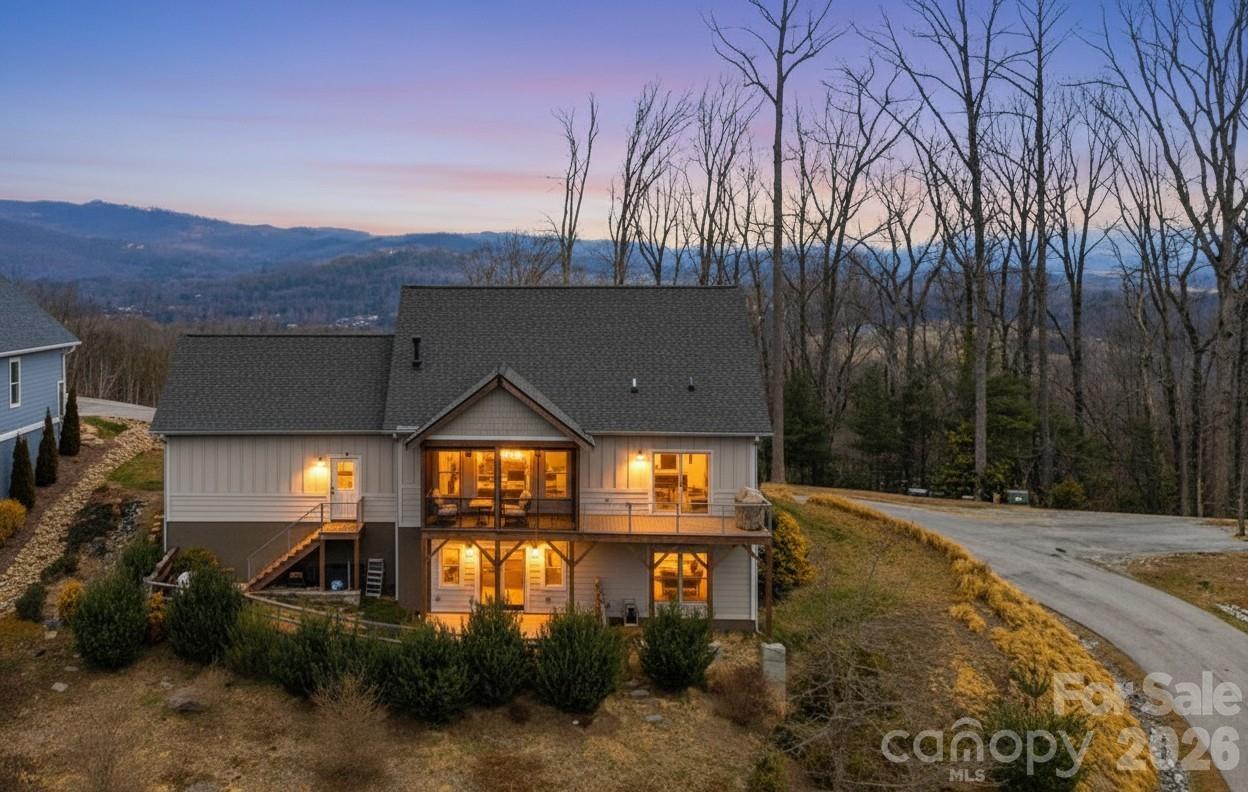 68 Curtain Bluff, Hendersonville, NC. property listing photo