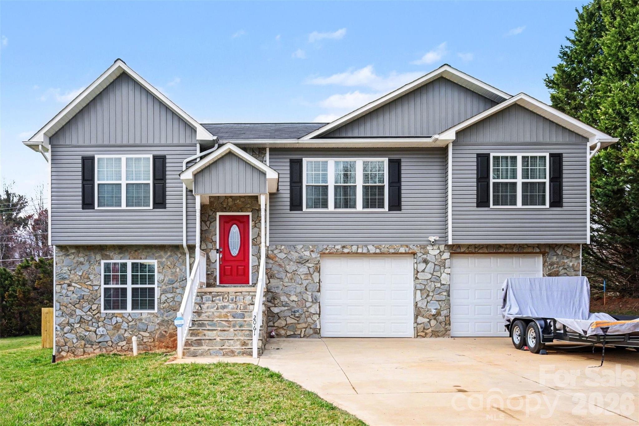 2061 Gary Lane, Hickory, NC. property listing photo