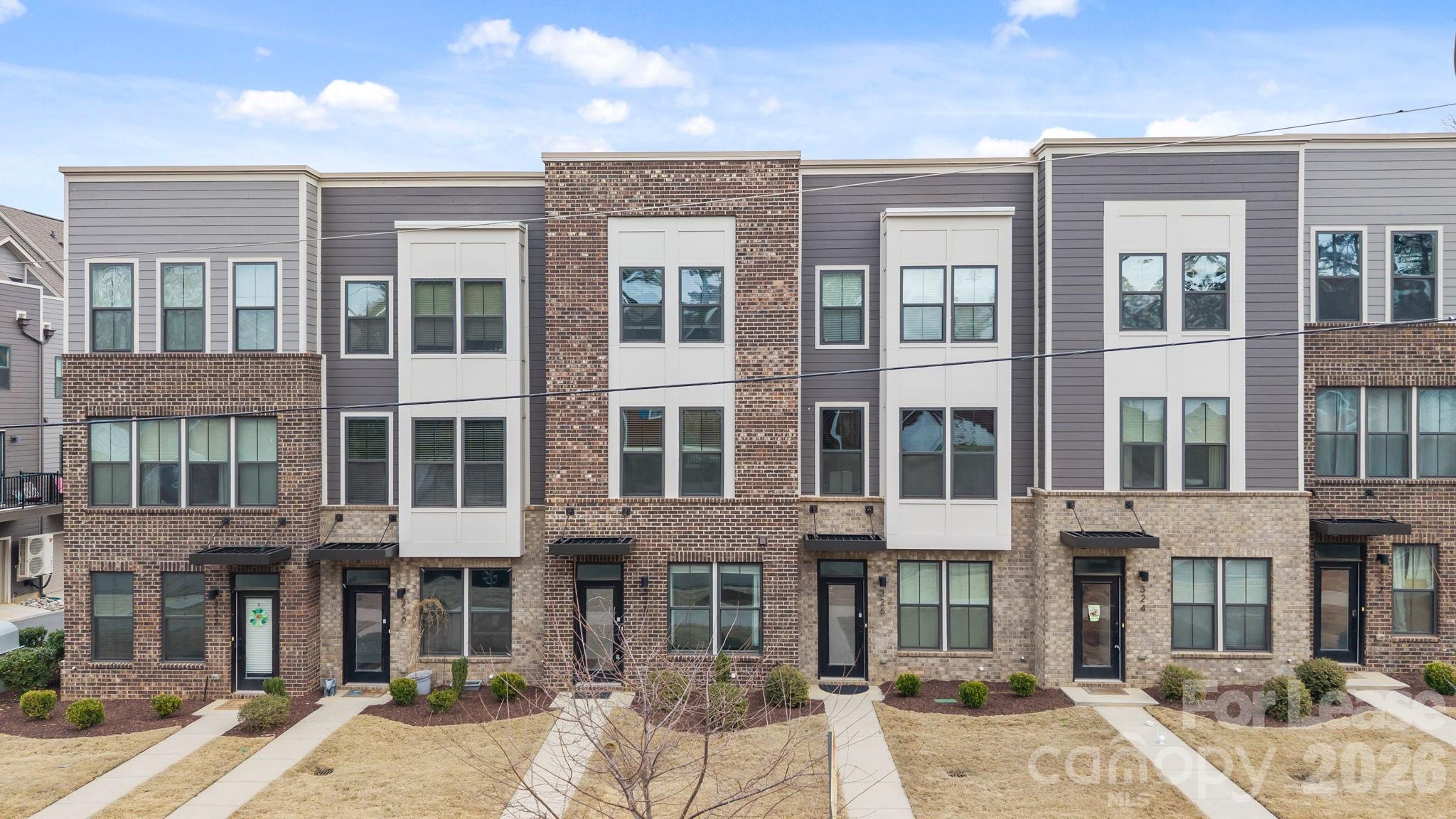 328 Yorkshire Drive, Charlotte, NC. property listing photo