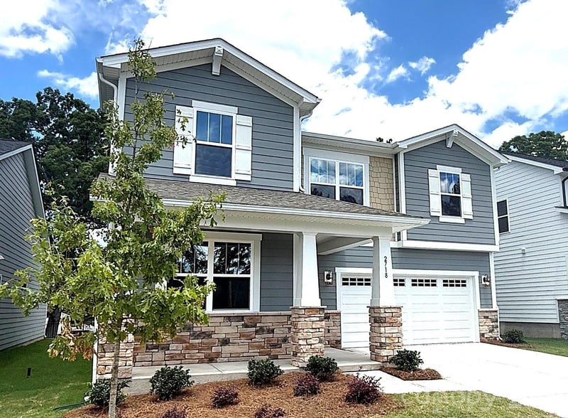 2718 Phoenix Court, Gastonia, NC - 5 beds, 3 baths, 2,568 sqft - $399,990