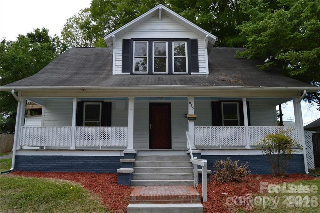 615 Charlotte Avenue, Statesville, NC. property listing photo