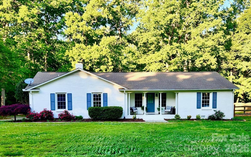 2411 Kimway L17, Matthews, NC - 3 beds, 2 baths, 1,882 sqft - $499,999