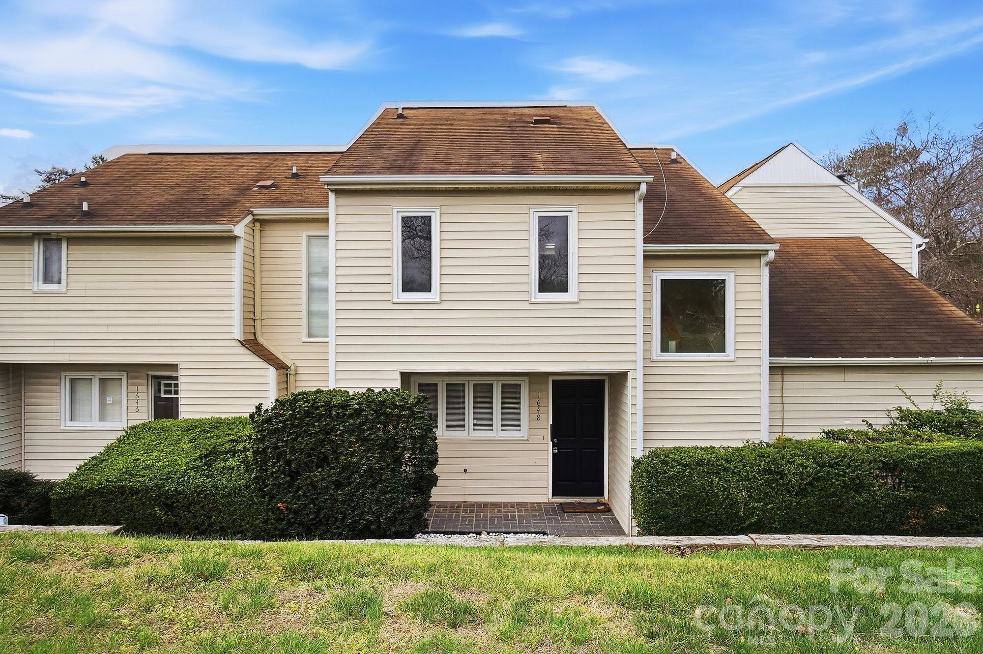 1648 Hollow Drive, Charlotte, NC. property listing photo