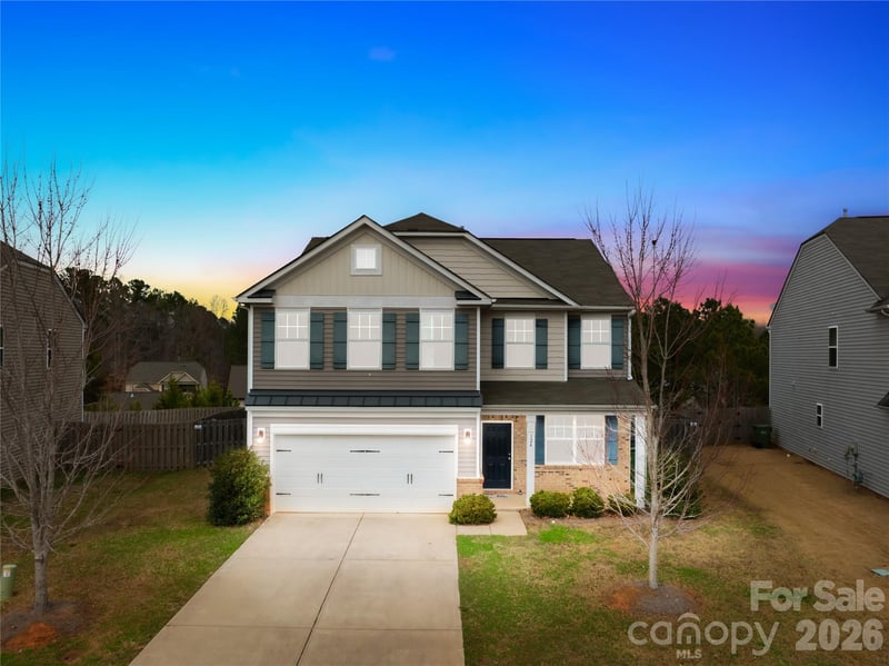 124 Tasman, Mount Holly, NC - 4 beds, 3 baths, 2,624 sqft - $450,000
