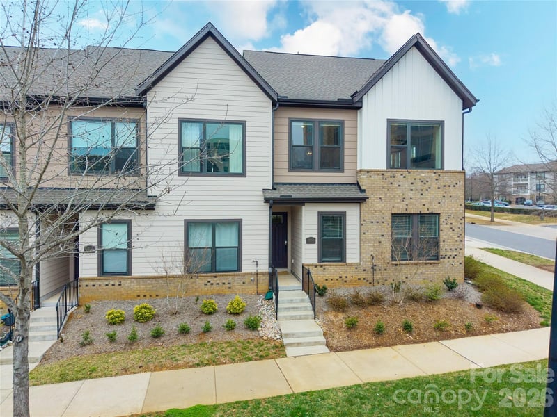 5953 Ardrey Kell Road, Charlotte, NC - 3 beds, 3.5 baths, 2,027 sqft - $610,000