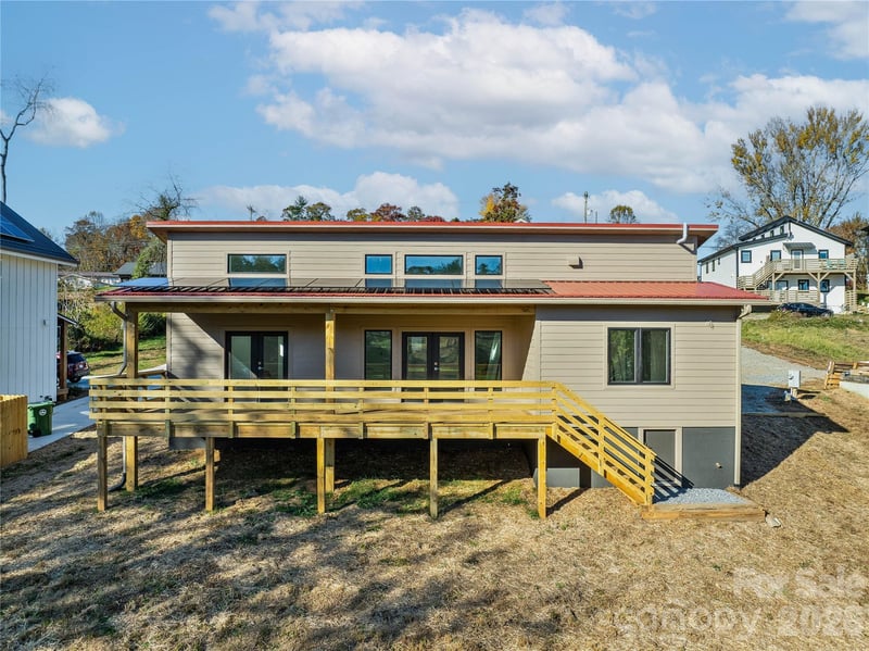 326 Emma Road, Asheville, NC - 3 beds, 2 baths, 1,280 sqft - $479,000