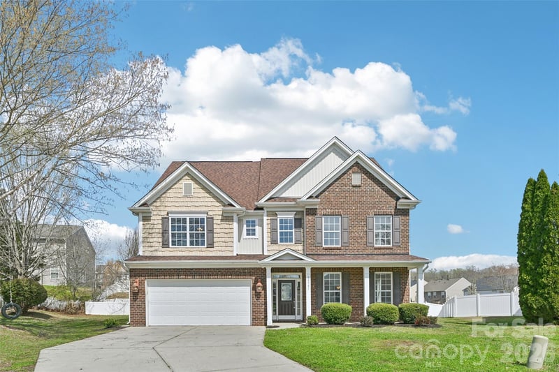 10901 Trout Creek Place, Davidson, NC - 7 beds, 4 baths, 4,163 sqft - $539,000