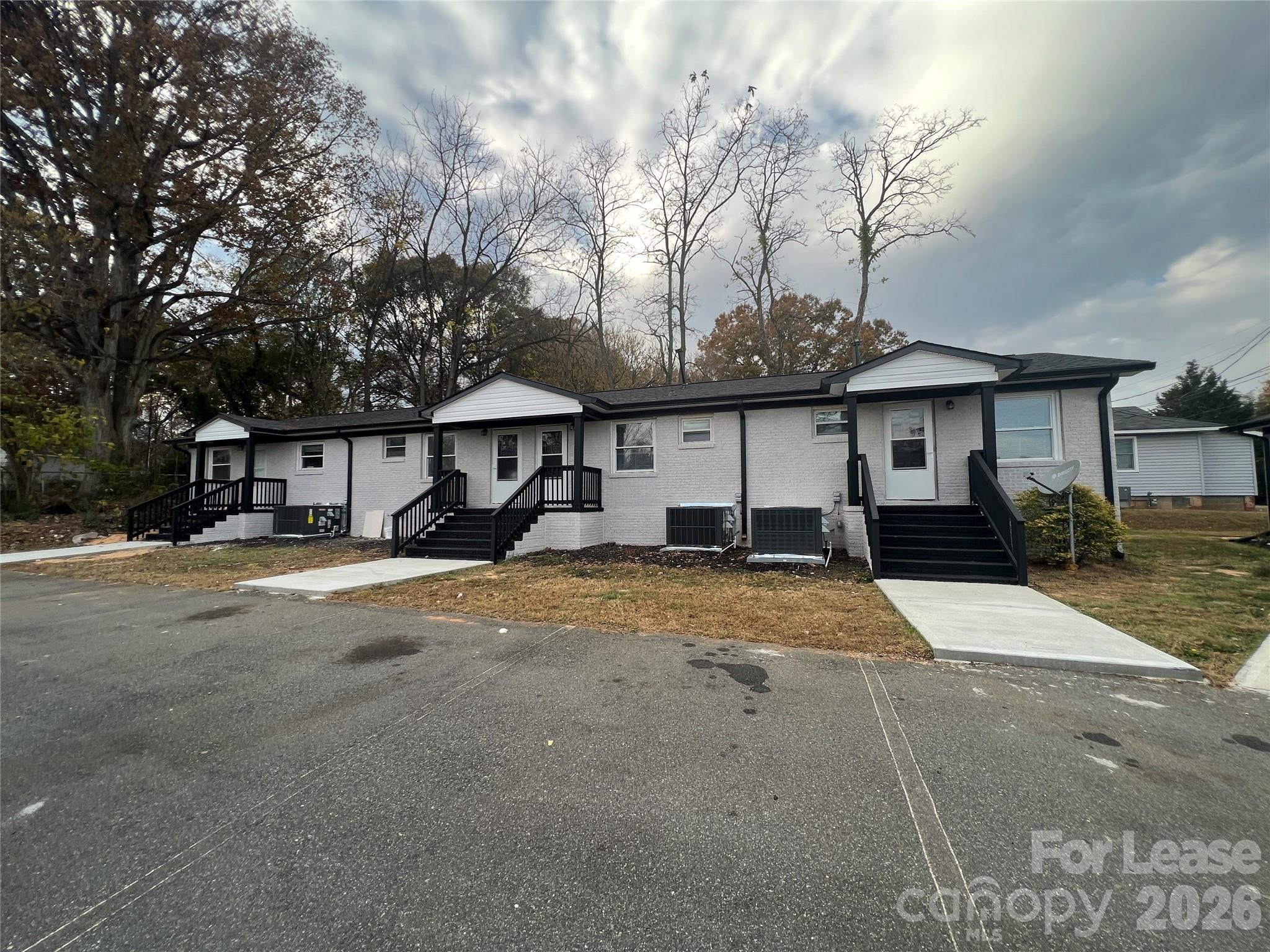 1300 Main Street Apt 7, Mount Holly, NC. property listing photo