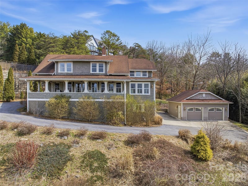 3 Perrion Avenue, Weaverville, NC - 6 beds, 7 baths, 4,525 sqft - $995,000