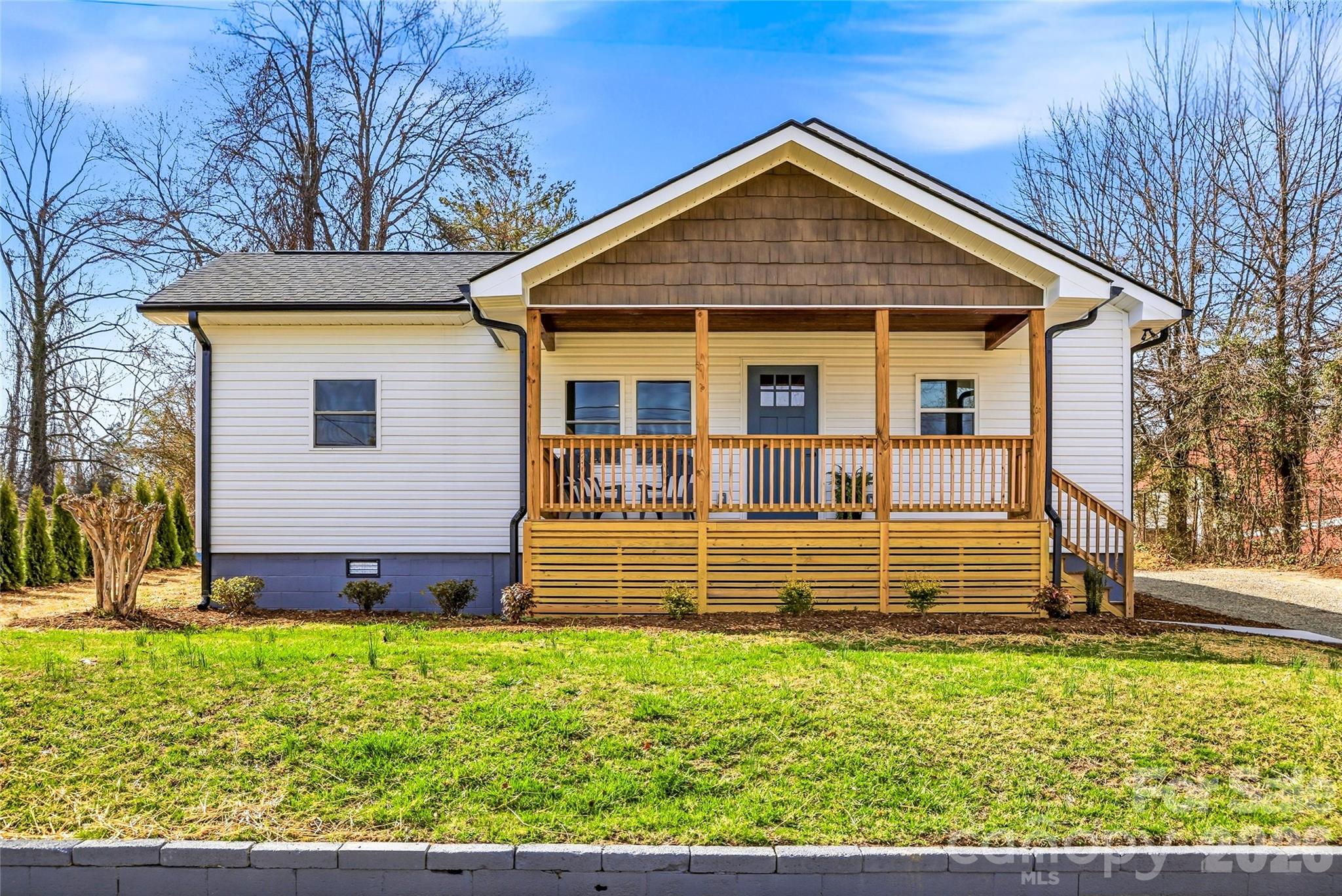 807 N Whitted Street, Hendersonville, NC. property listing photo