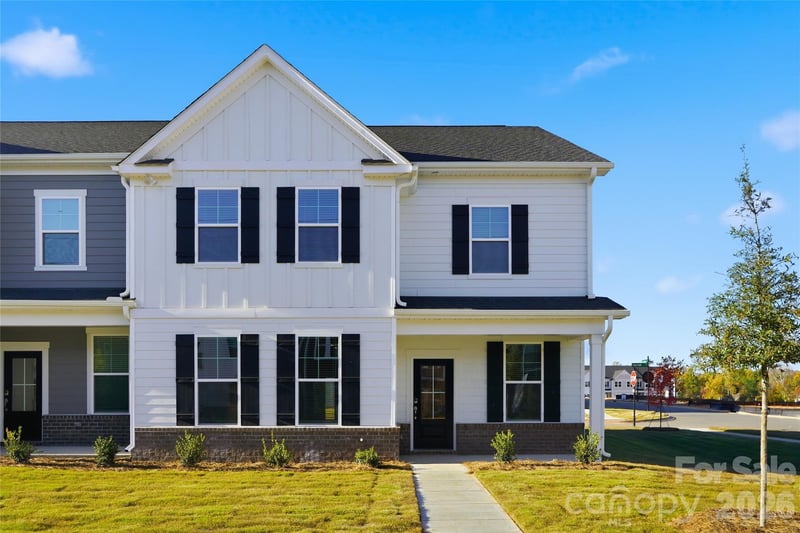 1837 Viewfield, Fort Mill, SC - 3 beds, 3 baths, 2,425 sqft - $449,000