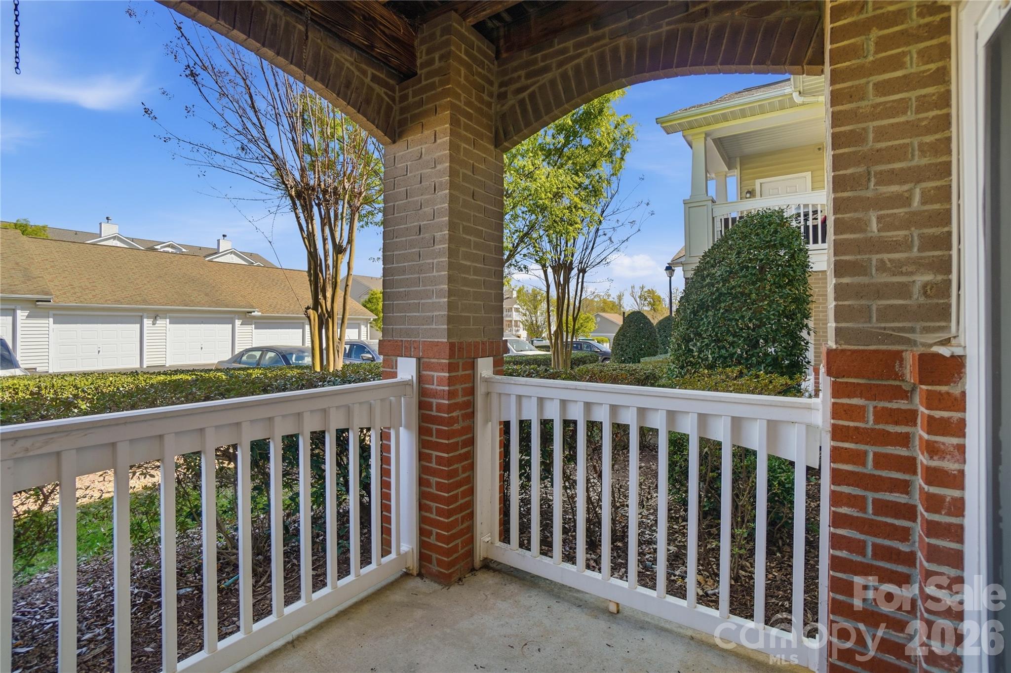 16742 Amberside Road E, Cornelius, NC. property listing photo