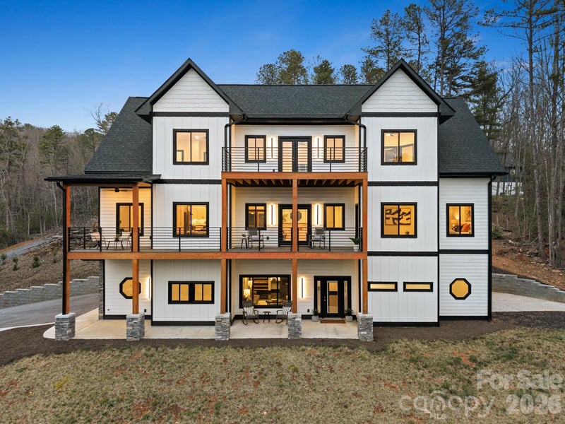 74 Jeranna Road, Mills River, NC - 3 beds, 5 baths, 4,897 sqft - $1,500,000