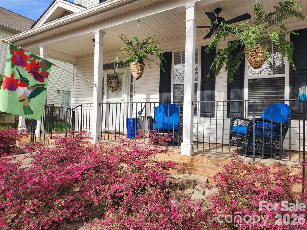 15404 Crossing Gate, Cornelius, NC. property listing photo