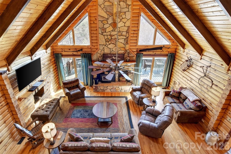 542 Allen Mountain Lane, Spruce Pine, NC - 3 beds, 3.5 baths, 2,778 sqft - $995,000
