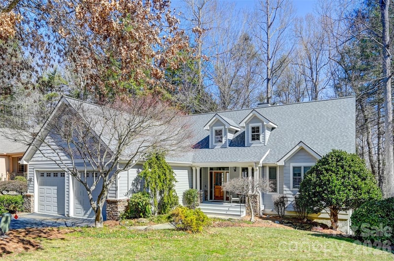 43 S Kuykendall Court, Hendersonville, NC - 3 beds, 3.5 baths, 3,242 sqft - $750,000