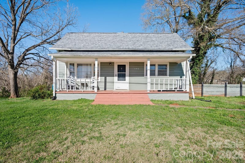 192 Spencer, Ellenboro, NC - 2 beds, 2 baths, 1,214 sqft - $172,900
