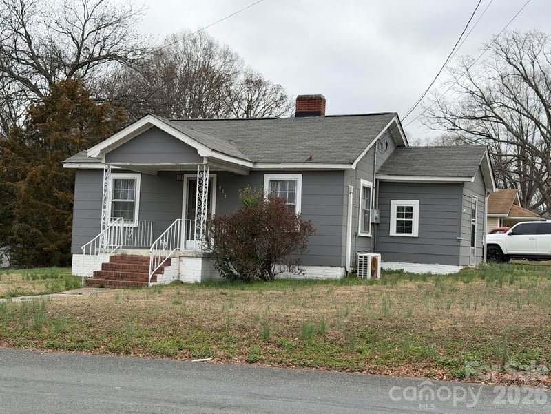 602 Ross, Marshville, NC - 2 beds, 1 bath, 966 sqft - $250,000